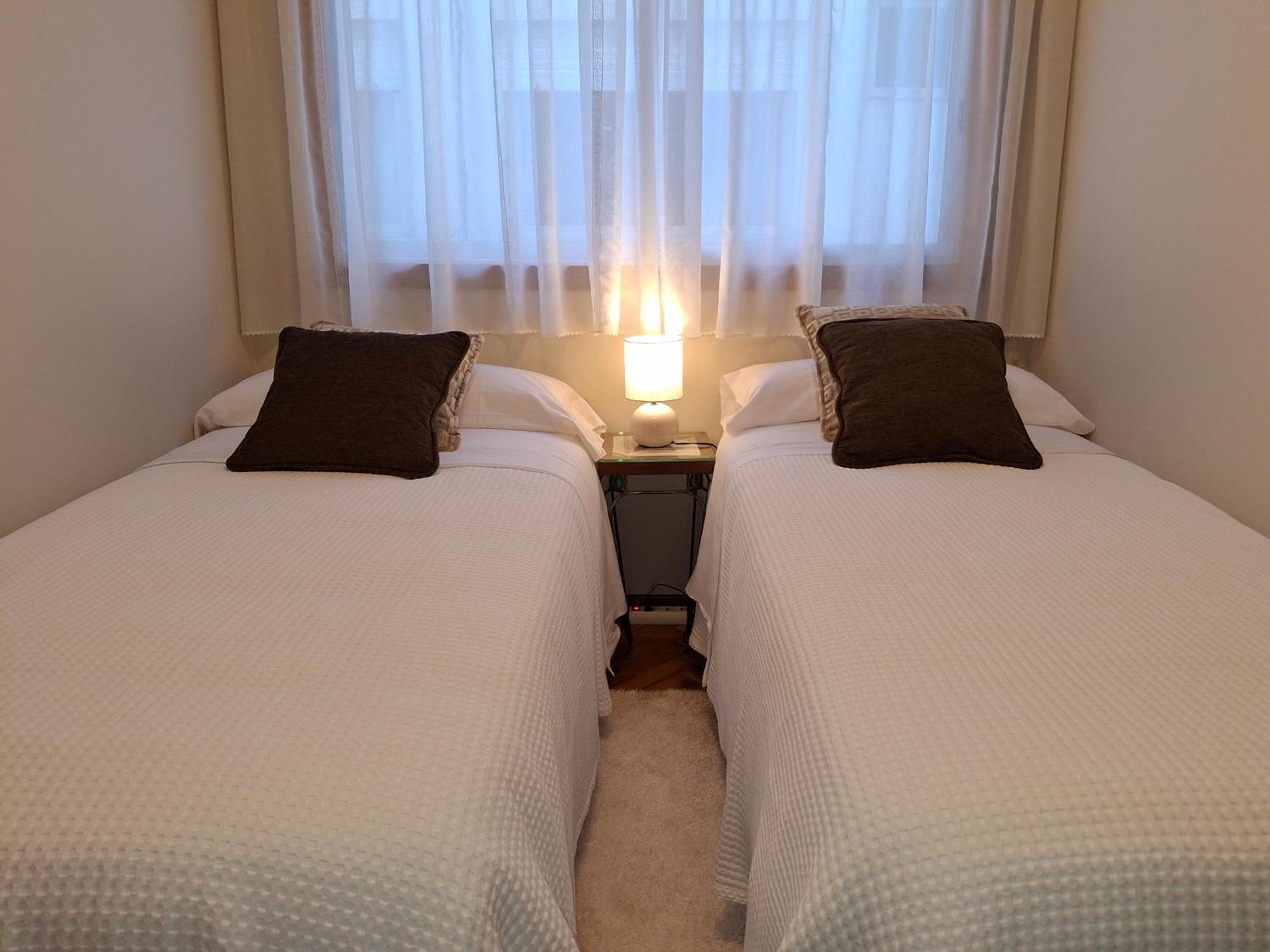 Apartamento Zona Camelias Vigo Luaran gambar